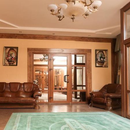 Green City Hotel นิโกลาเยฟ ภายนอก รูปภาพ