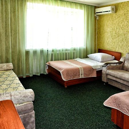 Green City Hotel นิโกลาเยฟ ภายนอก รูปภาพ
