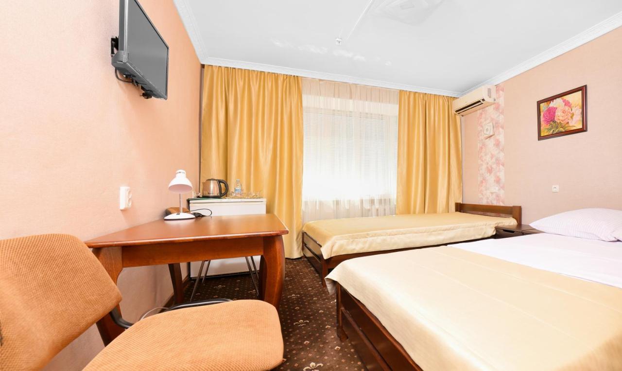 Green City Hotel นิโกลาเยฟ ภายนอก รูปภาพ